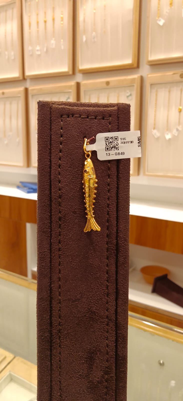 Single Hook Dollar